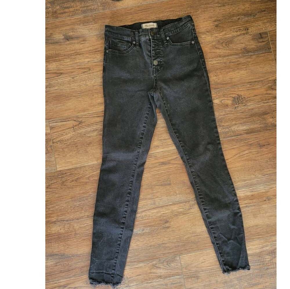 Black Madewell Skinny Jeans Frayed Edge 9" High Rise Skinny